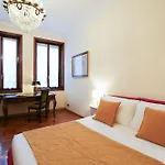 Duomo Center Apartments