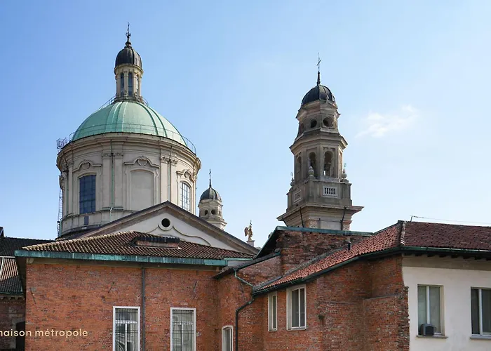 Duomo Center Apartments